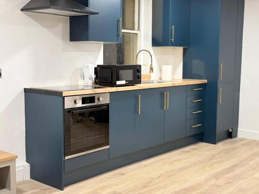 Modern 1 Bedroom - 5 Min Walk From Princess Street Eb1 Edimburgo Exterior foto