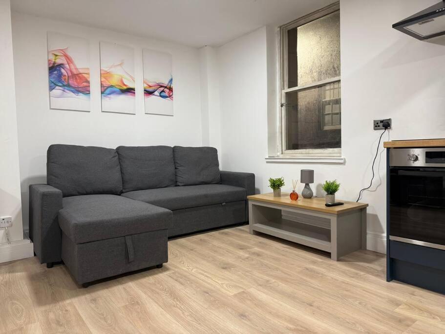 Modern 1 Bedroom - 5 Min Walk From Princess Street Eb1 Edimburgo Exterior foto